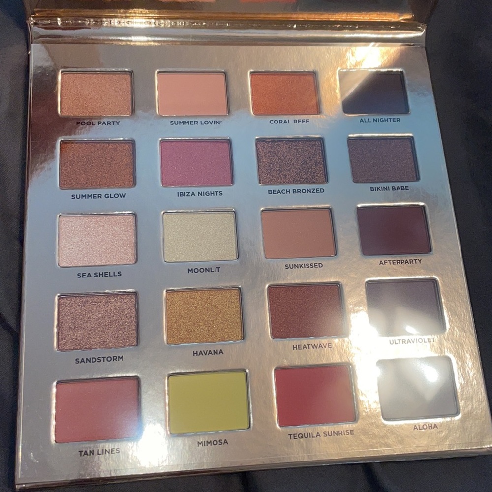 NIB Iconic London Sunset to Sunrise Shadow Palette
